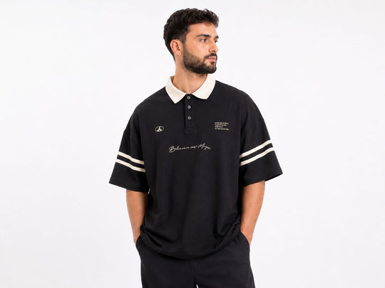 Camiseta Tipo Polo silueta oversize MUK